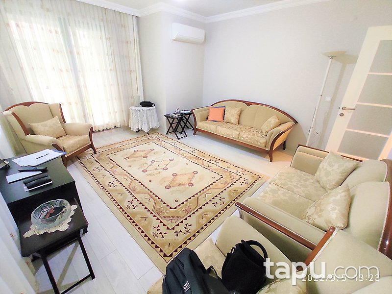 Üsküdar Barbaros'ta Yeni Sitede 2+1 Daire