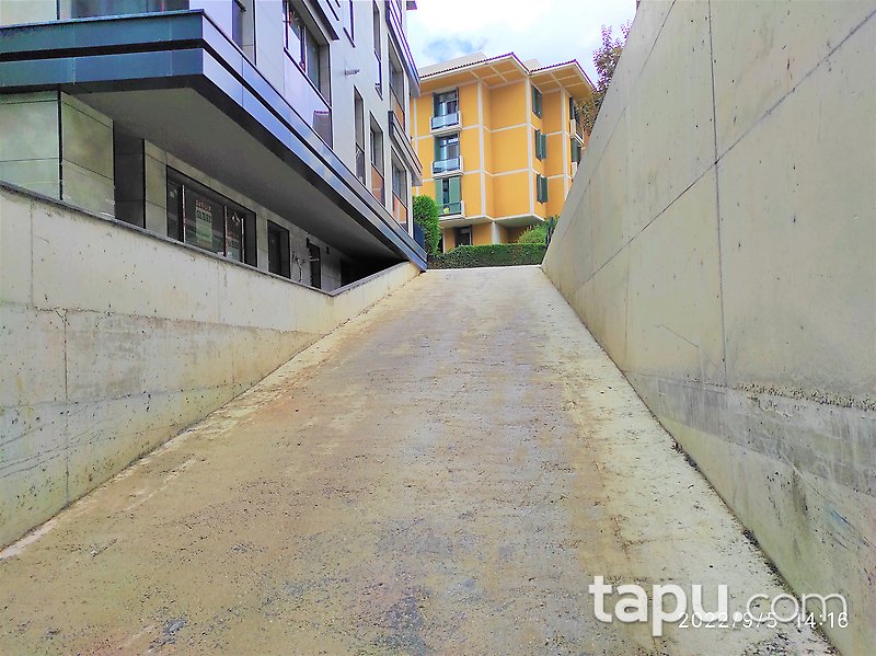 Üsküdar Barbaros'ta Yeni Sitede 2+1 Daire