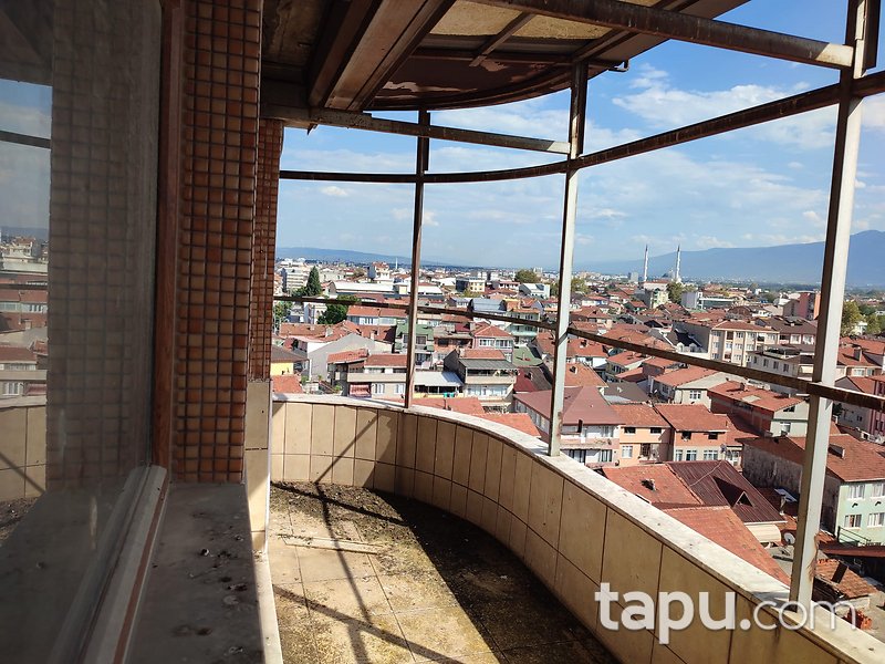 İzmit'te 254 m2 Çatı Kullanımlı 5+1 Yurt Odaları
