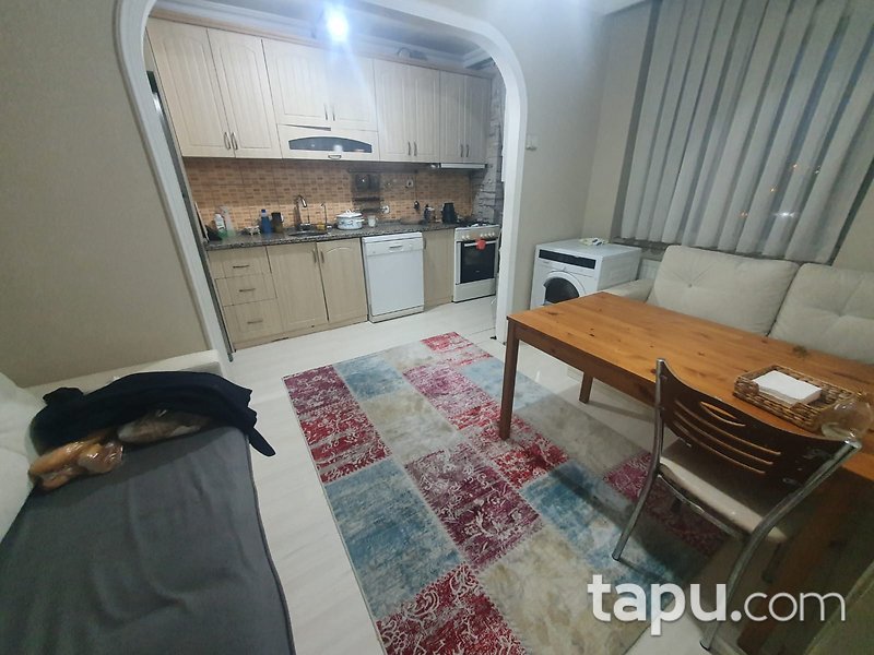 Ümraniye'de Manzaralı Geniş Teraslı 5+2 Dubleks Daire