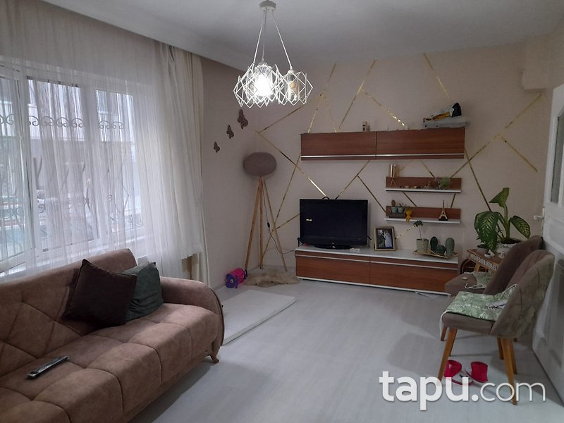 Ümraniye Merkezi Konumda 2+1 Daire