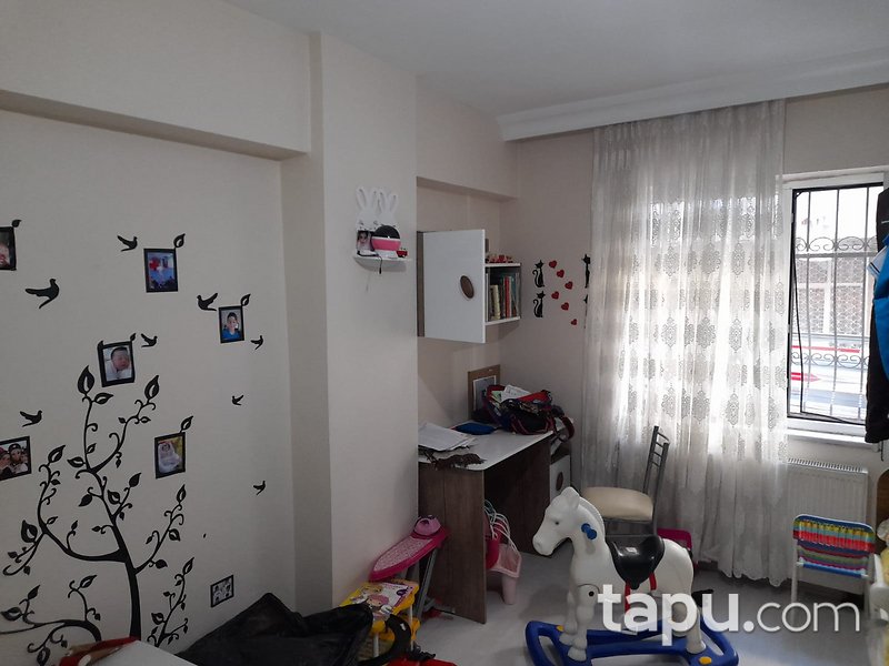 Ümraniye Merkezi Konumda 2+1 Daire