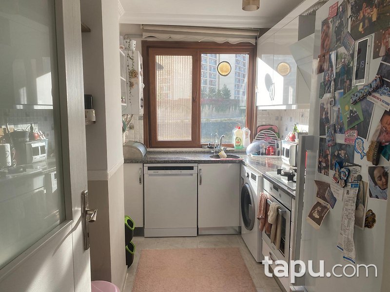 Sancaktepe'de 3+1 150 m2 Daire