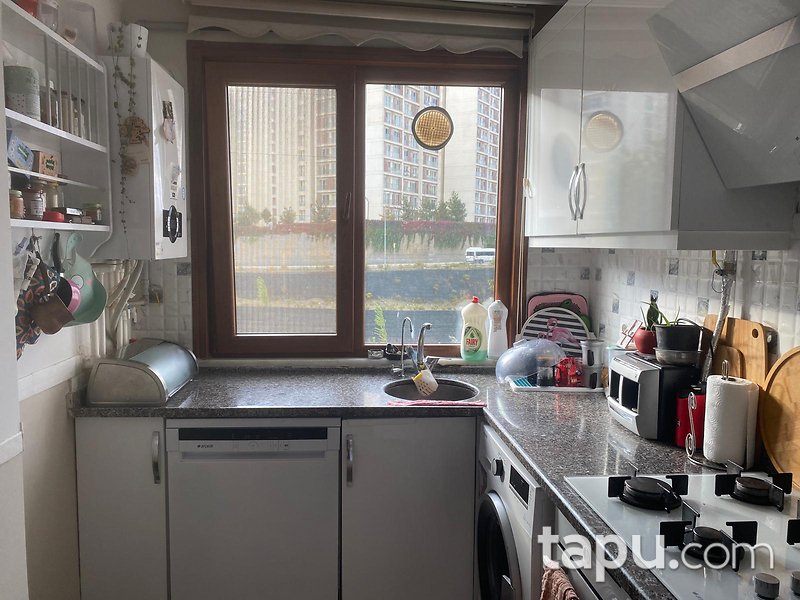 Sancaktepe'de 3+1 150 m2 Daire