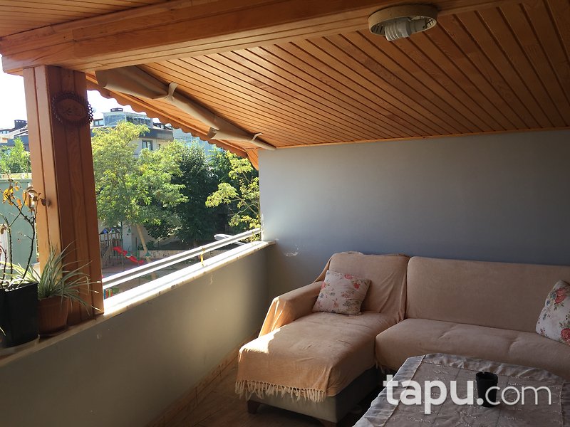 Üsküdar Ferah Mahallesi'nde Teraslı Dubleks Daire