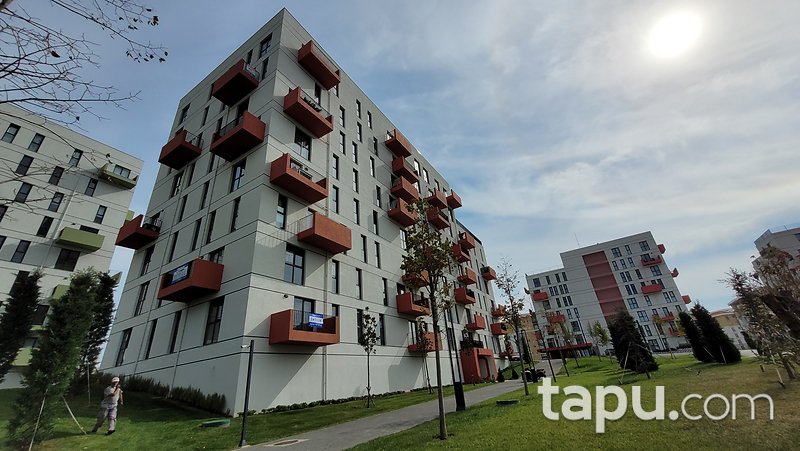 Silivri Kiptaş 4. Etap'ta Göle Bakan 3+1 Daire