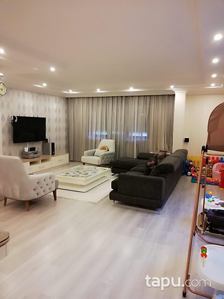 Gürpınar Dereağzı'nda Villa Niteliğinde 3+1 Bahçe Katı Daire