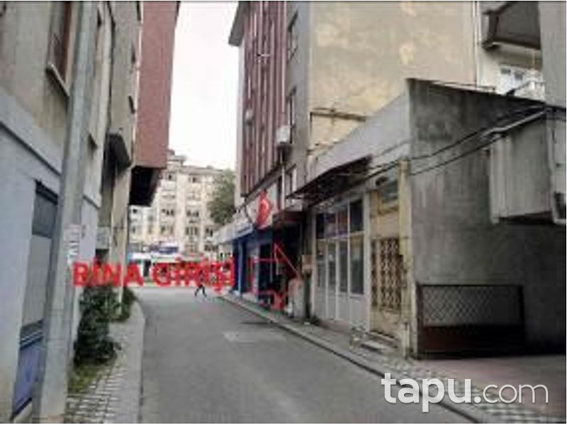 Adapazarı Merkezi Konumda Hisseli 6 Daire