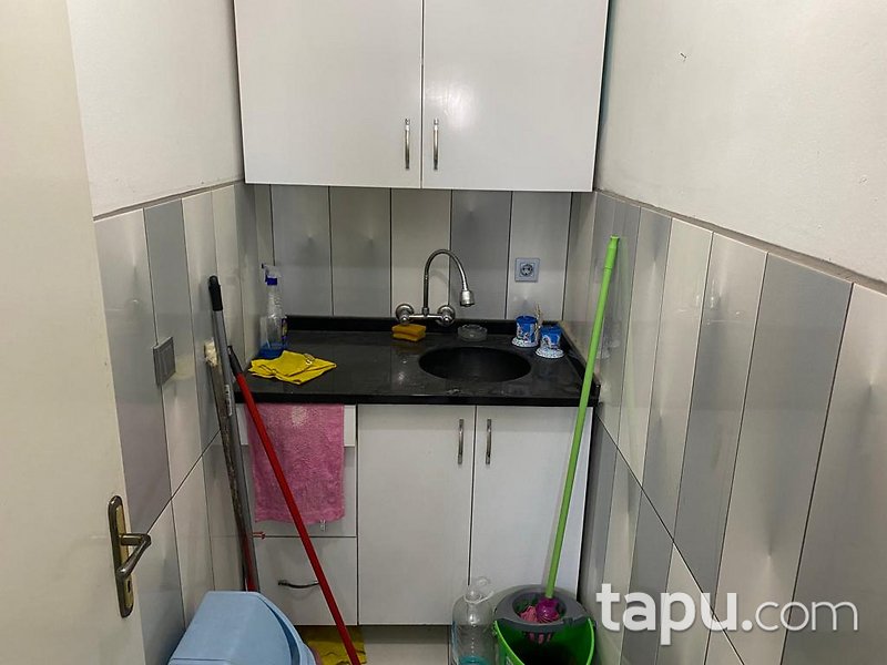 Çankaya Ak-Han İş Merkezi'nde 65 M2 Ofis