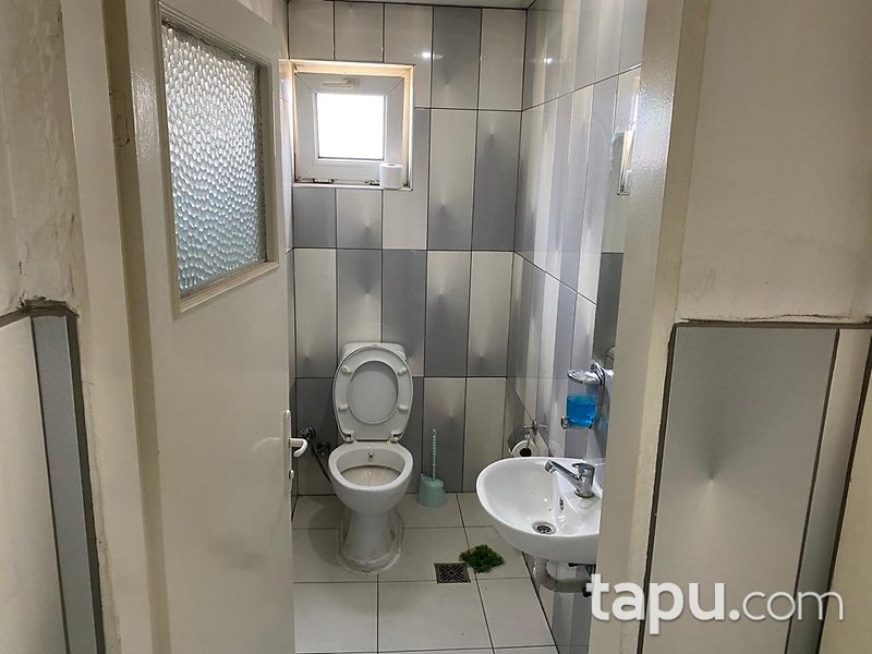 Çankaya Ak-Han İş Merkezi'nde 65 M2 Ofis