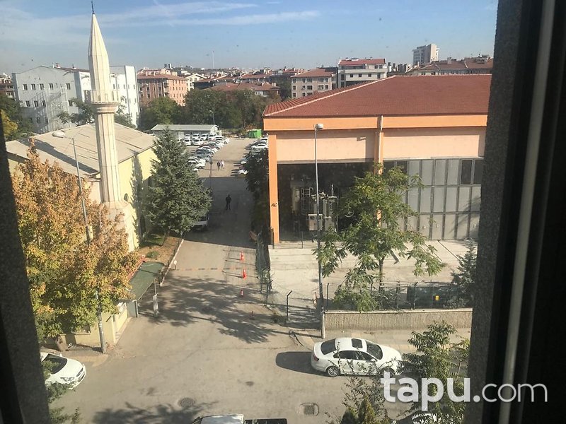 Çankaya Ak-Han İş Merkezi'nde 65 M2 Ofis