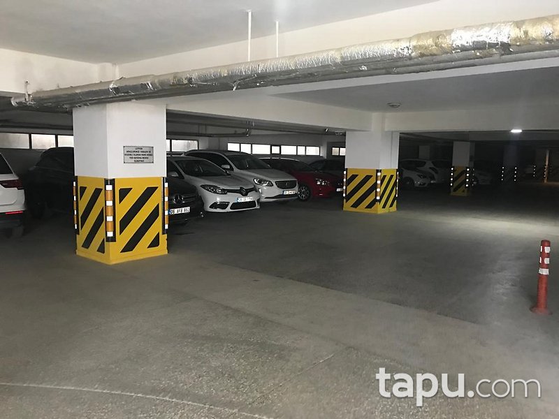 Çankaya Ak-Han İş Merkezi'nde 65 M2 Ofis