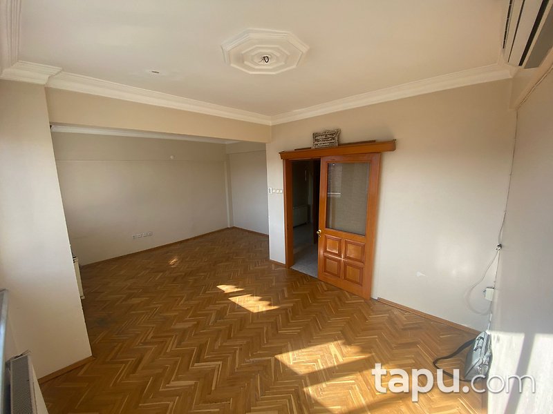 Güngören'de Merkezi Konumda 3+1 Daire