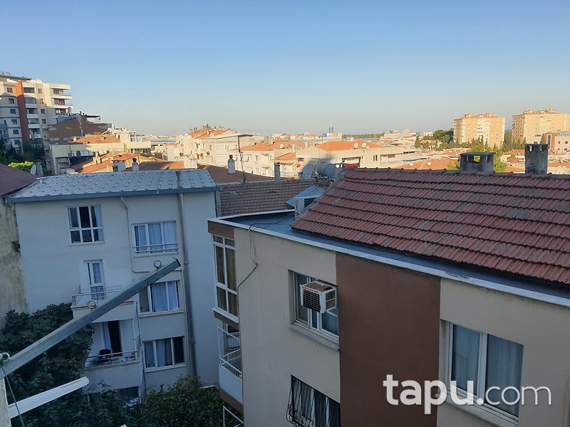 Karabağlar Fahrettin Altay Mahallesi'nde 3+1 Daire