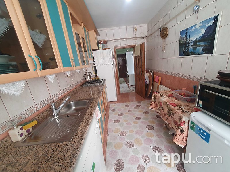 Gebze Tatlıkuyu'da Deniz Manzaralı Asansörlü 3+1 Daire