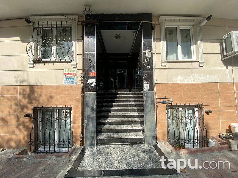 Esenyurt Üçevler Mahallesi'nde Ferah 3+1 Daire