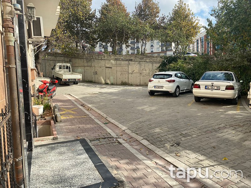 Esenyurt Üçevler Mahallesi'nde Ferah 3+1 Daire