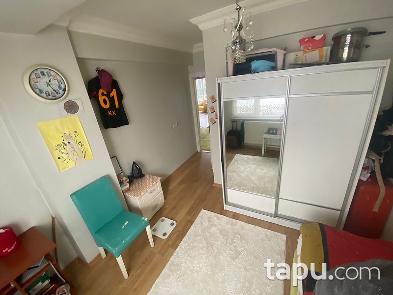 Esenyurt Üçevler Mahallesi'nde Ferah 3+1 Daire