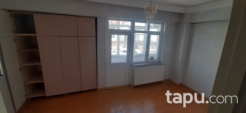 Akşemsettin Mahallesi'nde Merkezi Konumlu 3 Adet Fırsat Daire