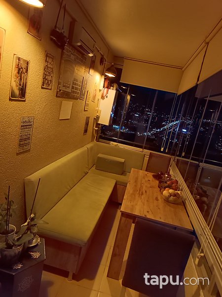 Esenyurt Gülistanbul Sitesi'nde 2+1 Ara Kat Daire