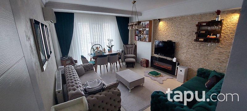 Esenyurt Gülistanbul Sitesi'nde 2+1 Ara Kat Daire