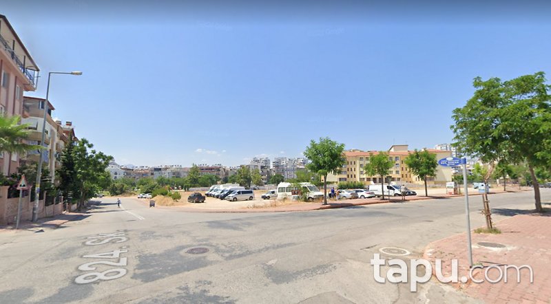 Konyaaltı'nda 158 m2 Lise İmarlı Hisseli Arsa