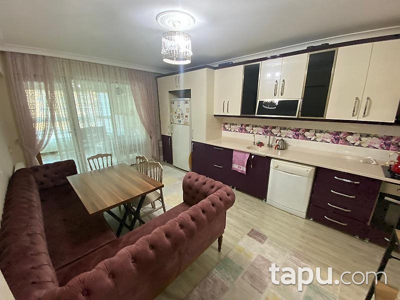Akyurt Beyazıt Mahallesi'nde Merkezi Konumlu Geniş Kullanımlı 3+1 Daire