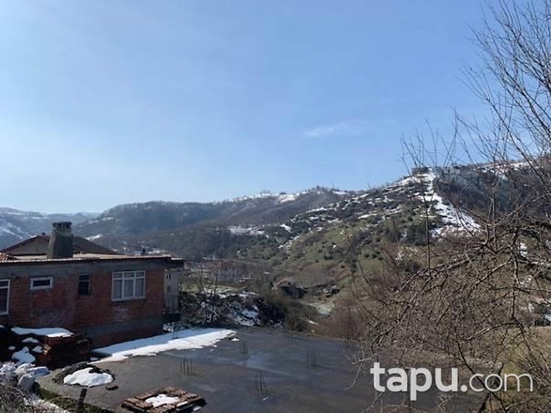 Zonguldak Ereğli Alacabük Mahallesi'nde Tek Katlı Kagir Ev Ve Samanlık Ve Bahçesi