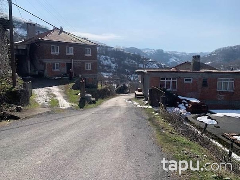 Zonguldak Ereğli Alacabük Mahallesi'nde Tek Katlı Kagir Ev Ve Samanlık Ve Bahçesi