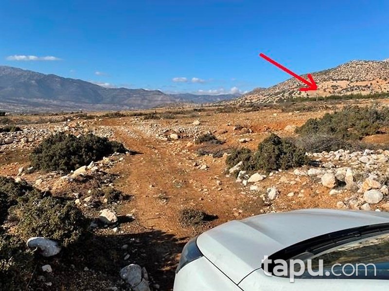 Antalya Elmalı Kışlaköy'de 29 Dönüm Tarla