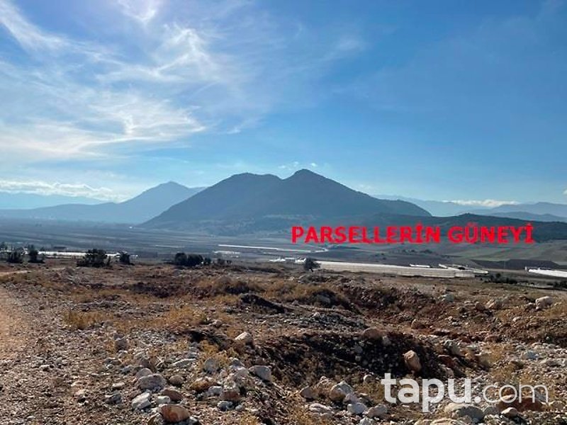 Antalya Elmalı Kışlaköy'de 29 Dönüm Tarla