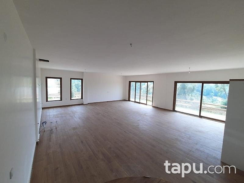 Gökova Körfezi Ula'da Deniz ve Orman Manzaralı Lüks Taş Villa