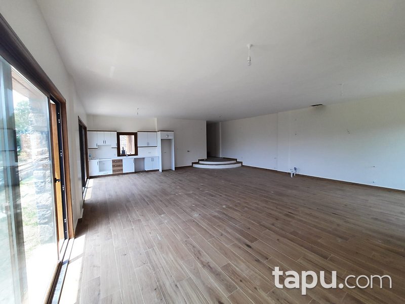 Gökova Körfezi Ula'da Deniz ve Orman Manzaralı Lüks Taş Villa