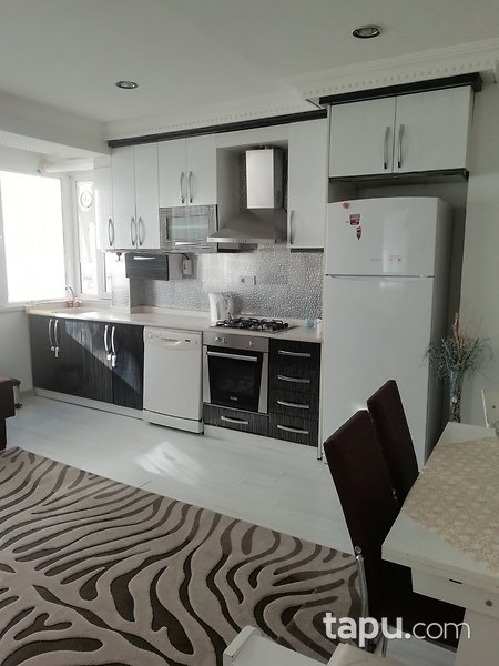 Ankara Çankaya Emek Mahallesi'nde Eşyalı 2+1 Daire