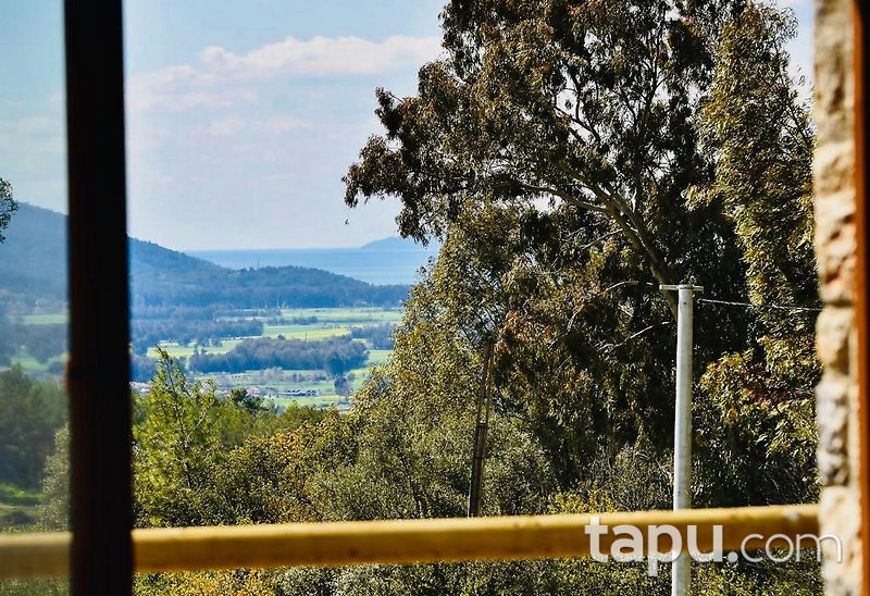 Gökova Körfezi Ula'da Deniz ve Orman Manzaralı Lüks Taş Villa
