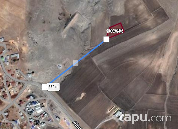 Sivas Altınyayla Altınyurt Mahallesi'nde 3.722 m2 Tarla