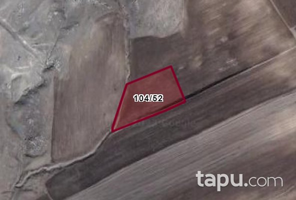 Sivas Altınyayla Altınyurt Mahallesi'nde 3.722 m2 Tarla