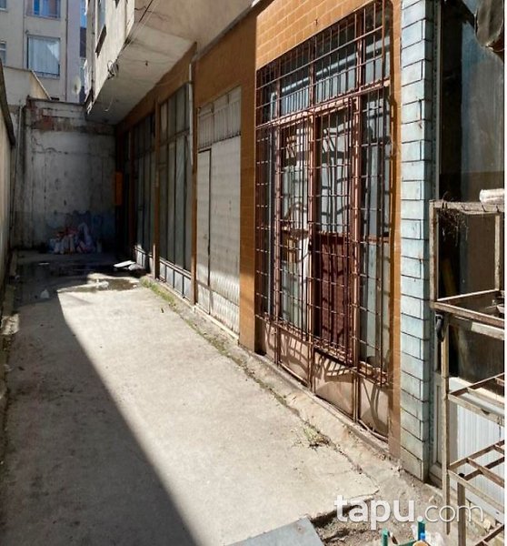 Ankara Polatlı Cumhuriyet Mahallesi'nde 80 m2 Depo