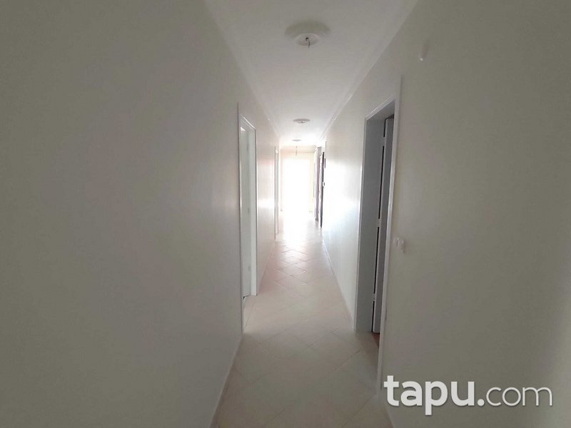 Ümraniye Çakıroğlu Sitesi'nde 3+1 Daire