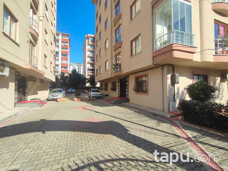 Ümraniye Çakıroğlu Sitesi'nde 3+1 Daire