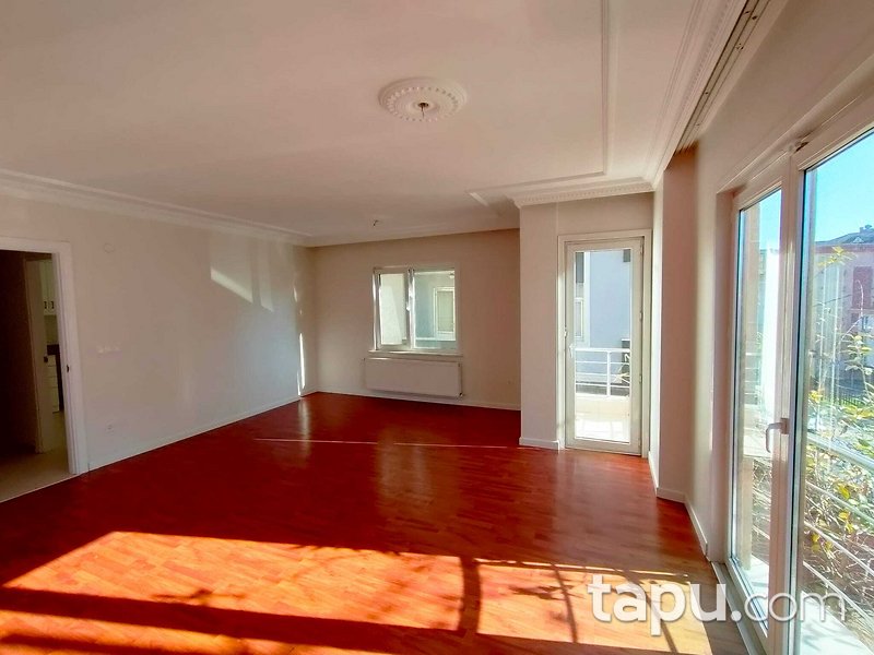 Ümraniye Çakıroğlu Sitesi'nde 3+1 Daire