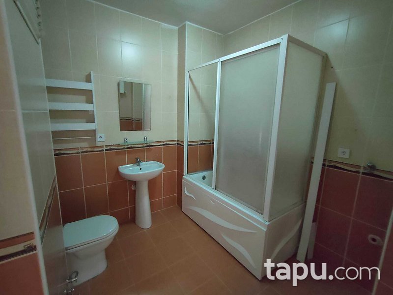 Ümraniye Çakıroğlu Sitesi'nde 3+1 Daire