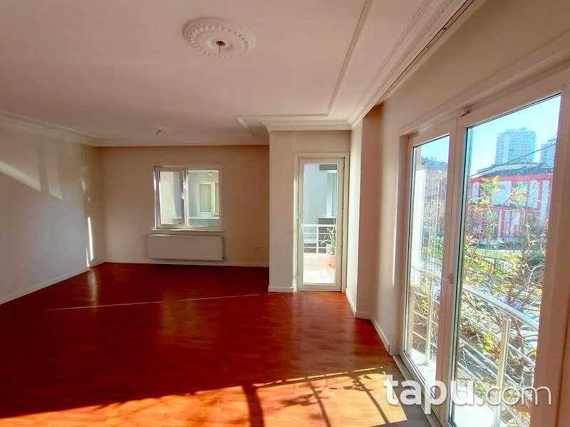 Ümraniye Çakıroğlu Sitesi'nde 3+1 Daire