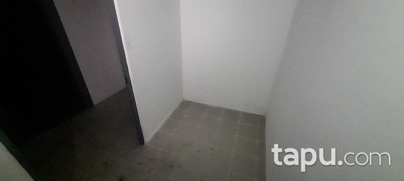 İstanbul Gaziosmanpaşa Cumhuriyet Meydan'ında 418 m2 Mağaza