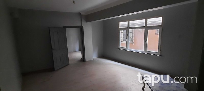 Sultangazi Gazi Mahallesi'nde 1+1 Daire