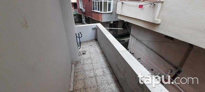 Sultangazi Gazi Mahallesi'nde 1+1 Daire