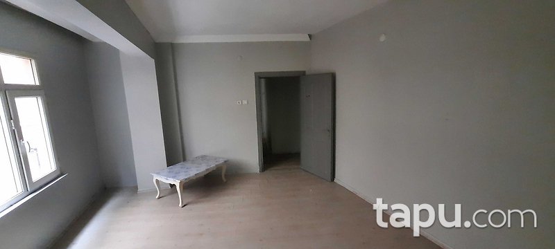 Sultangazi Gazi Mahallesi'nde 1+1 Daire