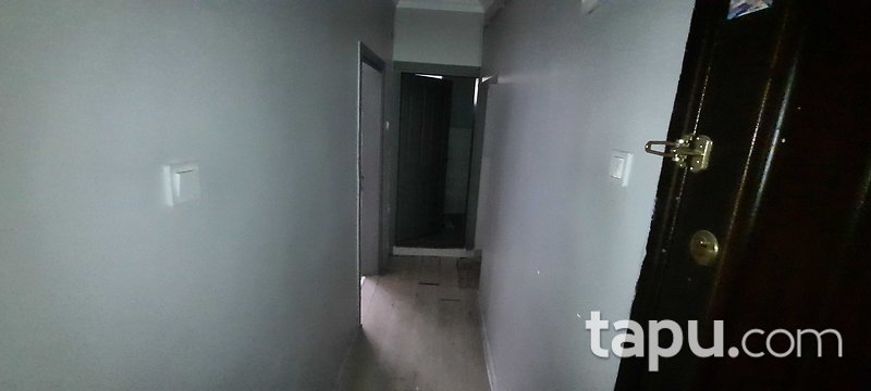 Sultangazi Gazi Mahallesi'nde 1+1 Daire