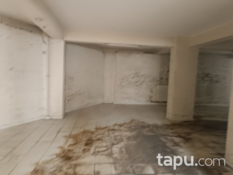 Kahramanmaraş Dulkadiroğlu'nda 348 m2 Depolu Dükkan