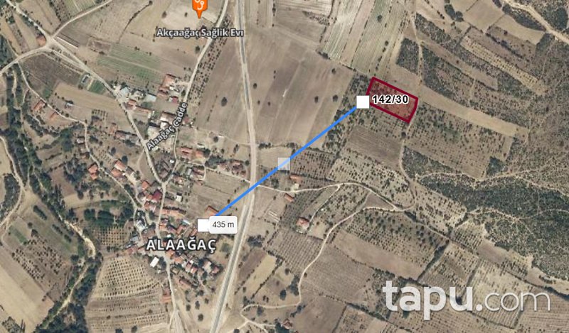 Manisa Demirci Alaağaç'ta 5.648 m2 Bademlik
